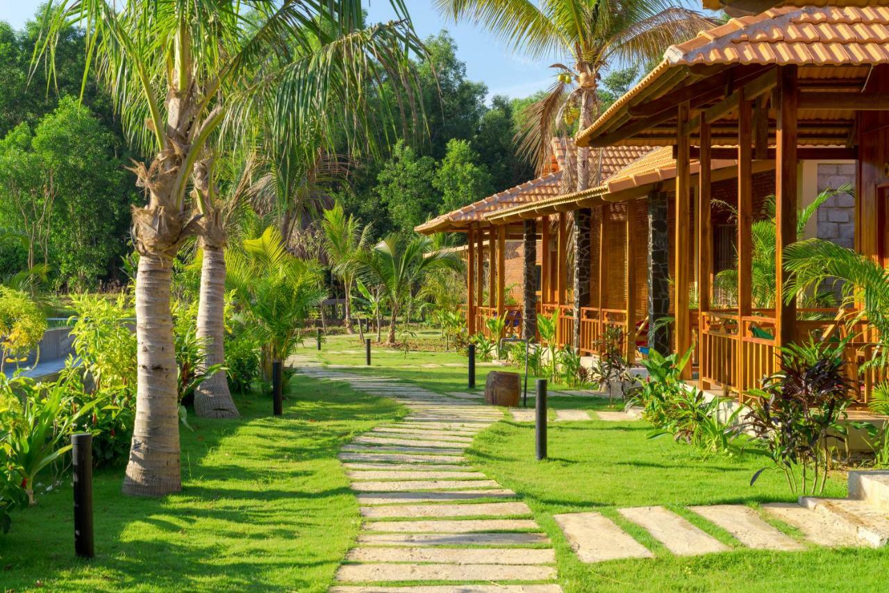 Island Lodge Дуонг-Донг Экстерьер фото