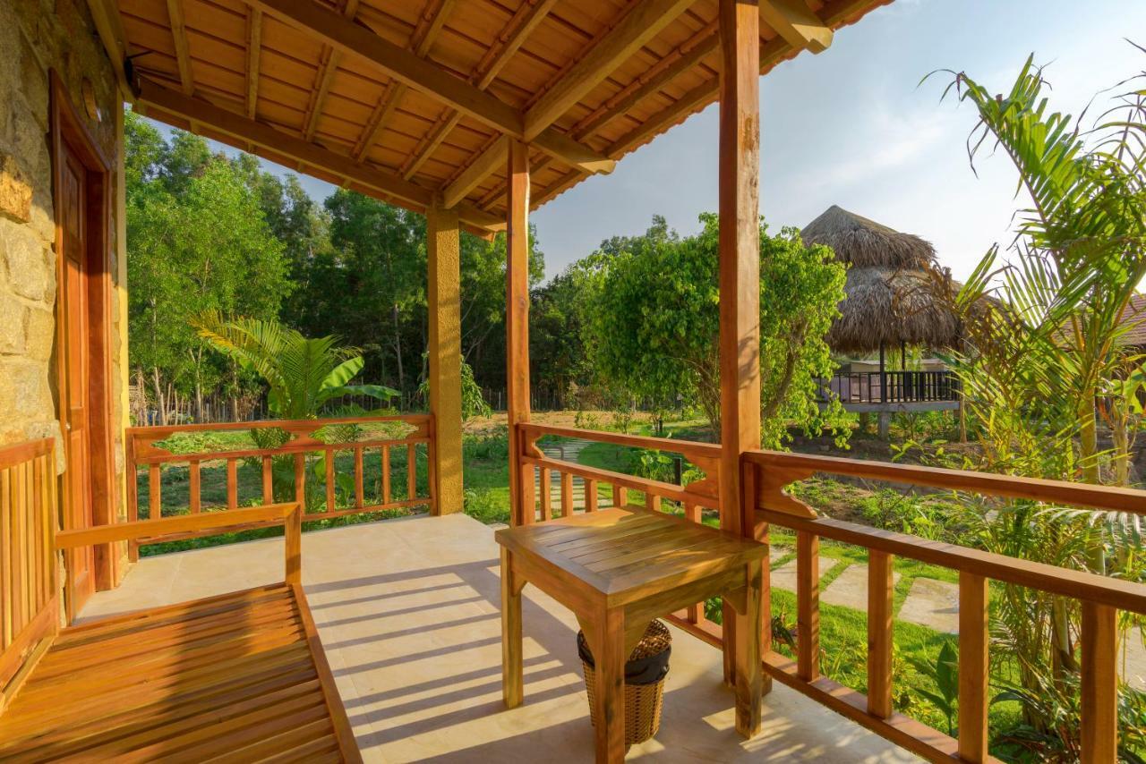 Island Lodge Дуонг-Донг Экстерьер фото